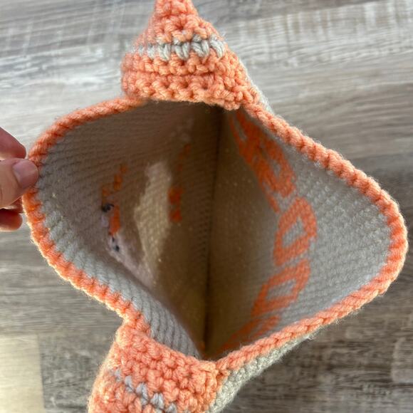 Handmade Crochet Goose Shoulder Bag Cream & Orange Retro Animalcore Tote - Picture 5 of 5